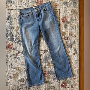 Women's 8 short Levi’s 515 flare boot cut Blue Jeans